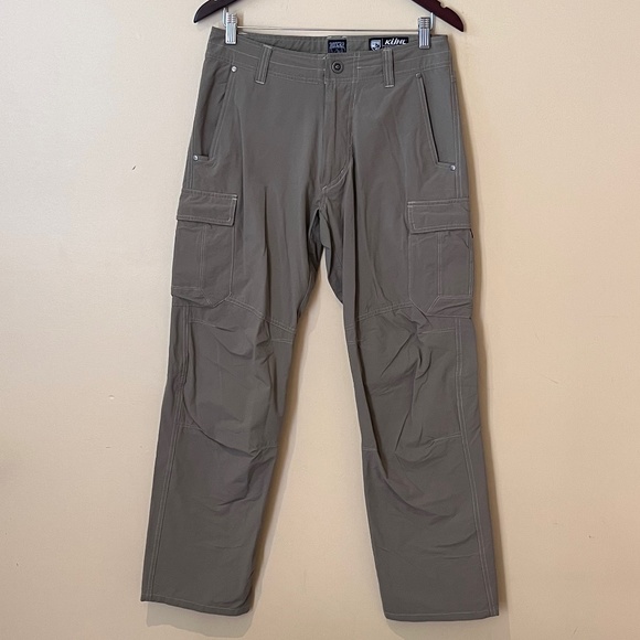 Kuhl Other - Kuhl Nylon Cargo Outdoor Pants - Men's Size 30 X 32 - Tan